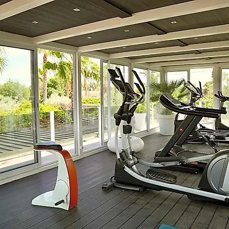Mas La Farelle D'hote,fitness & Salle De Jeux Gratuite & En Supplement Hotel Nimes